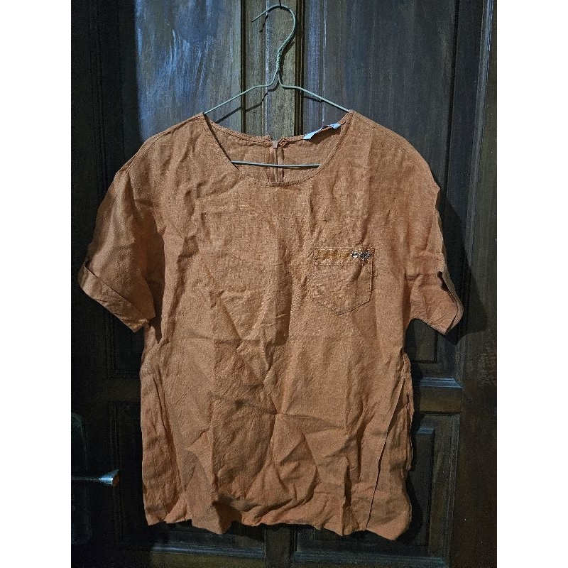 (PRELOVED) Kaos Blouse warna Orange Bahan Linen 100% Merk Zishen
