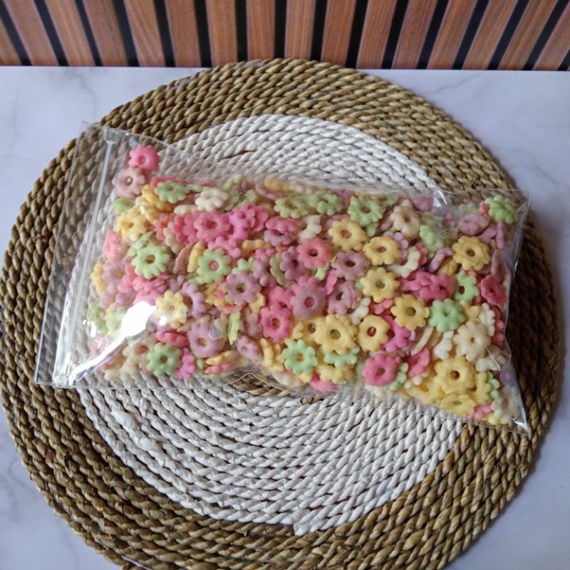 

Kerupuk sakura