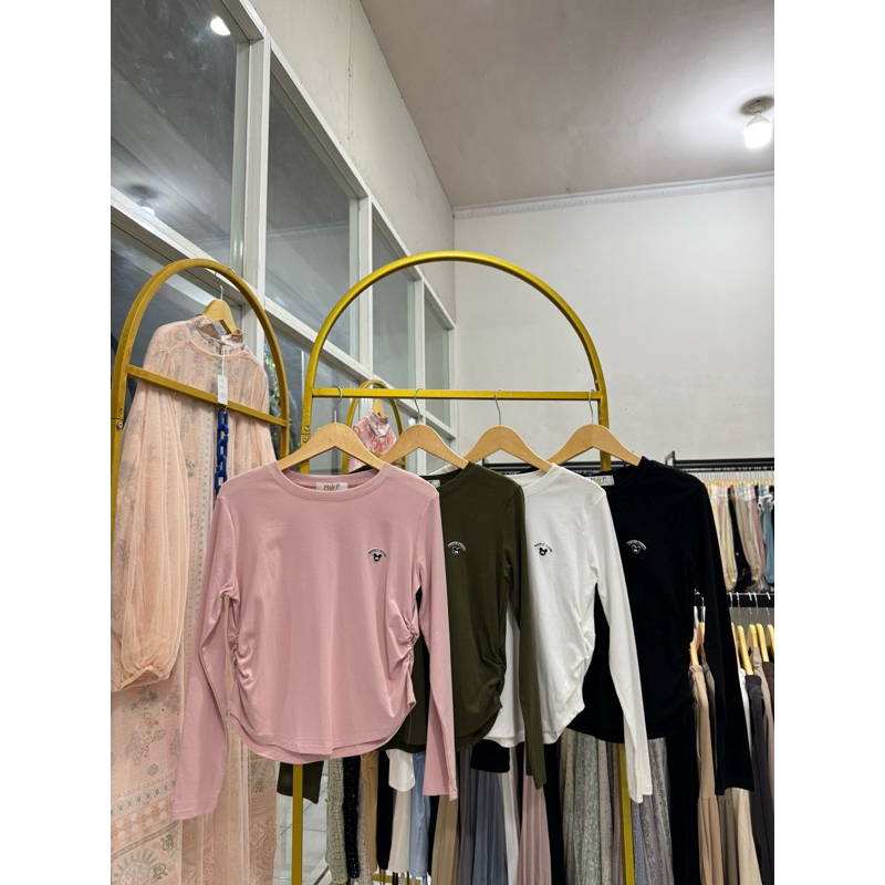 kaos micky serut samping