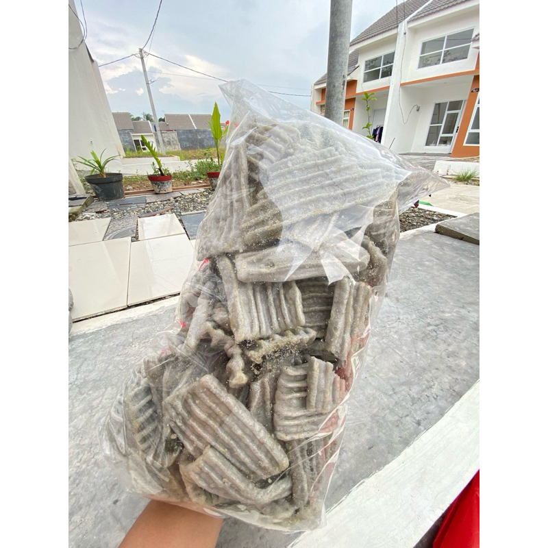 

Kerupuk Jengkol