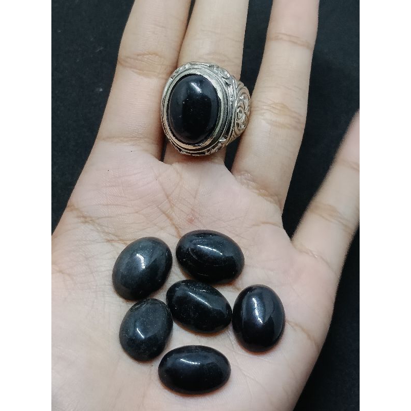 cincin akik giok hitam