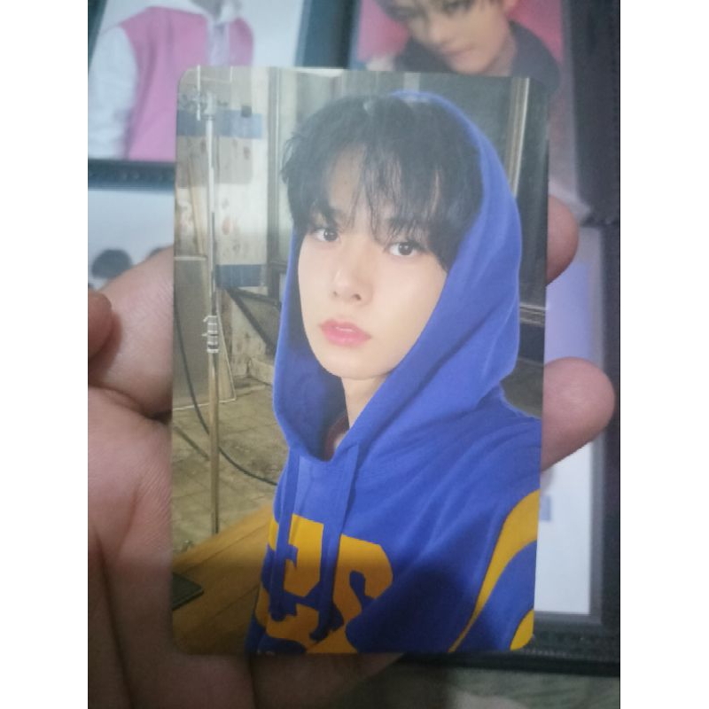 (BOOKED) PHOTOCARD HEESEUNG HOODIE REG CHARYBDIS D:D