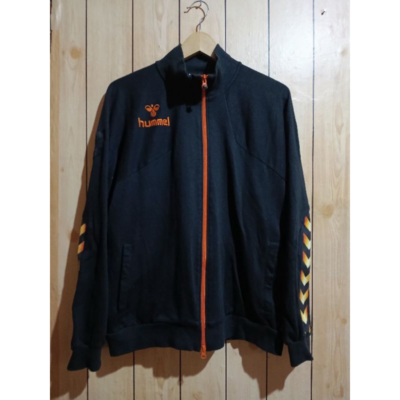 tracktop hummel tapped