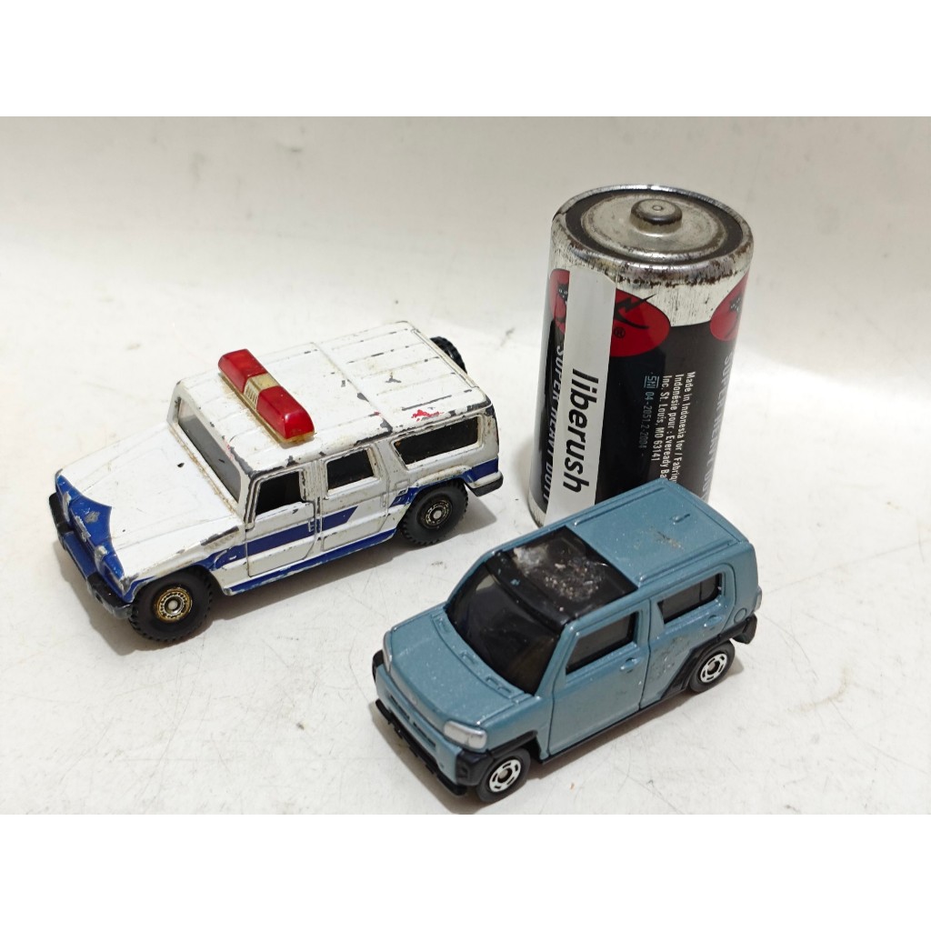 Set Diecast tomica Toyota mega cruiser & daihatsu taft