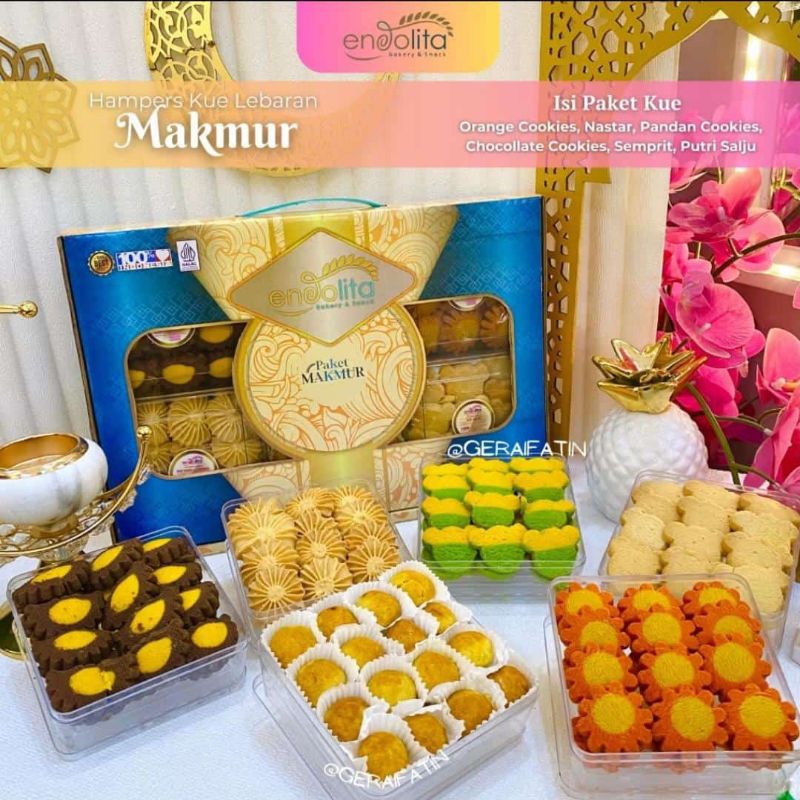 

Terbaru! paket kue lebaran hampers murah SALE!!!!