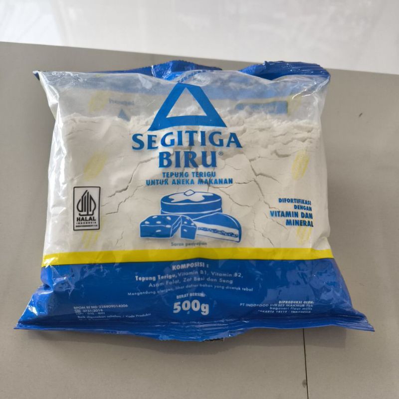 

Tepung segitiga biru 500g