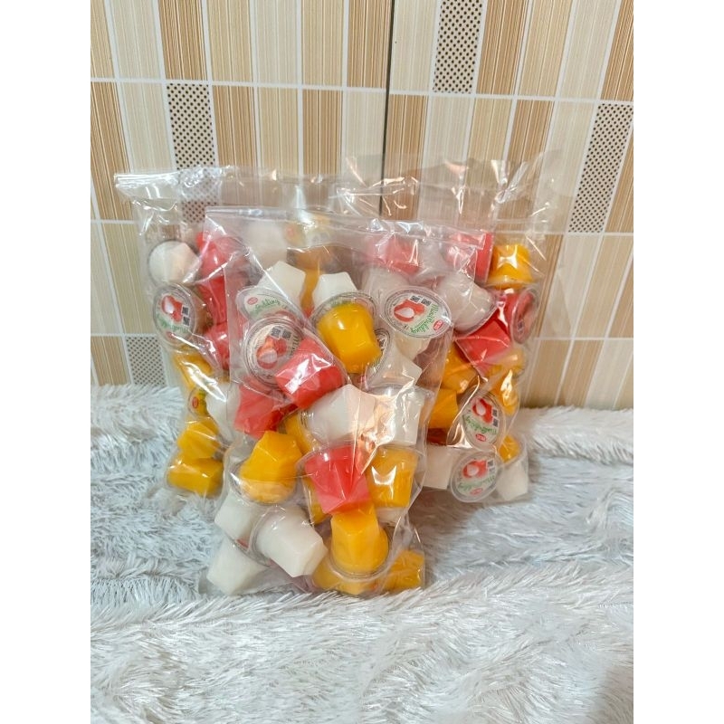 

JELLY PUDING WONG COCO KEMASAN 1KG EXP 2026