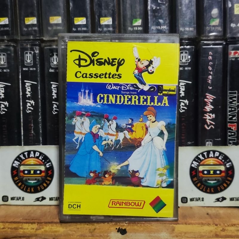 Kaset Pita - Disney - Cinderella - Radio Tape - Kaset - Radio - Pemutar Kaset - Retro - Classic - No