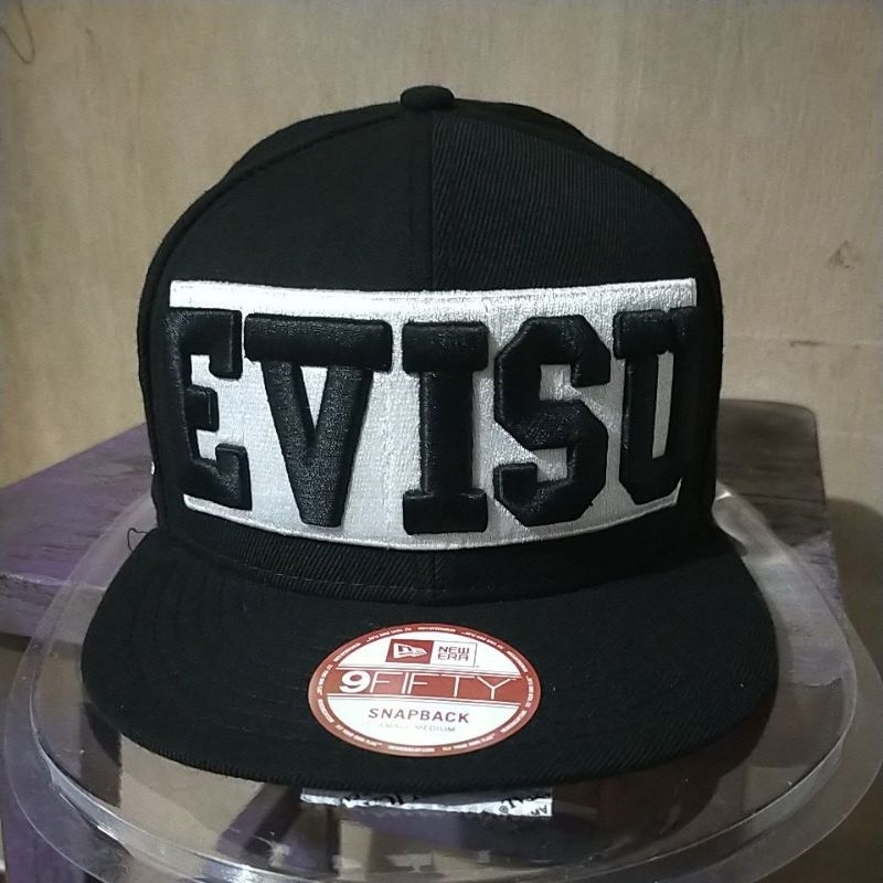 topi evisu black collab new era. baru.bnwt.original