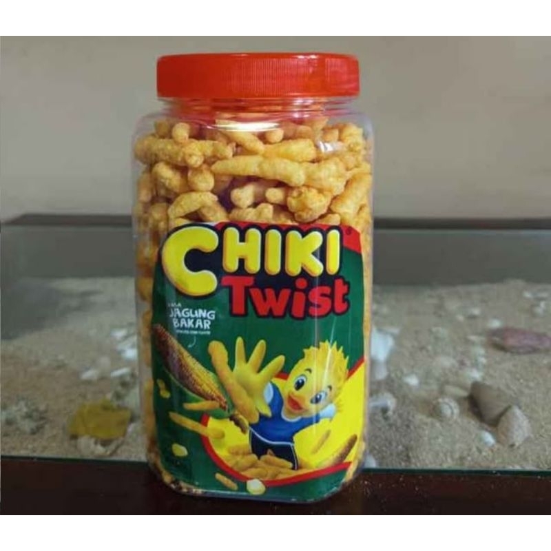 

Chiki Twist Kemasan Toples 2Liter