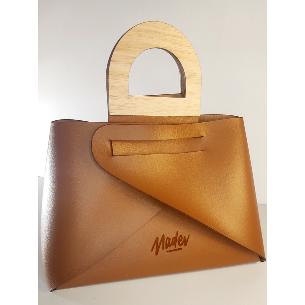 

Tas Hampers Bahan Kulit