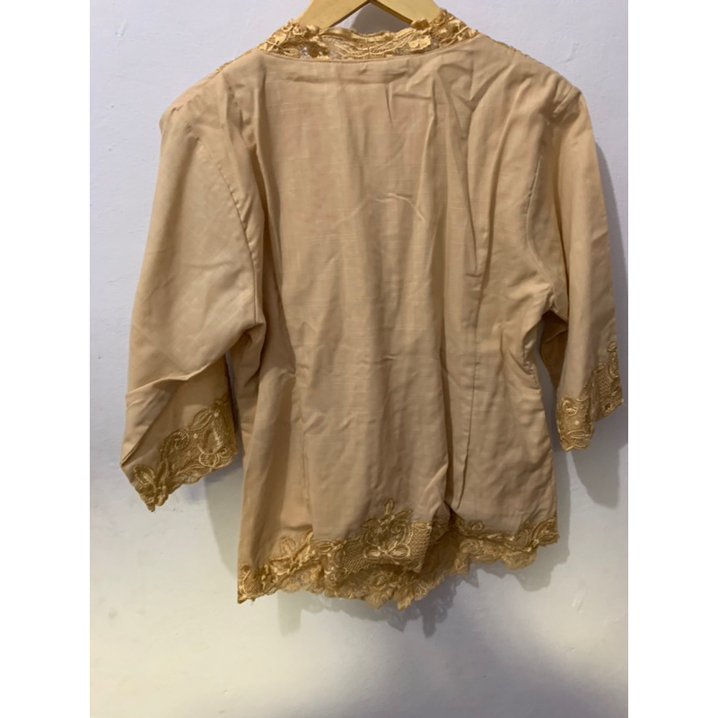 Kebaya encim betawi warna cream coklat susu