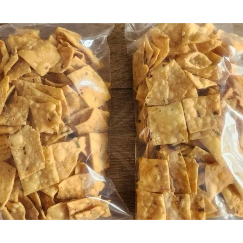 

Keripik pangsit Bawang - Tipker ala amak