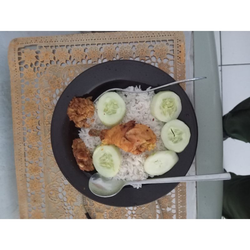 

NASI AYAM GAMBAR KARAKTER