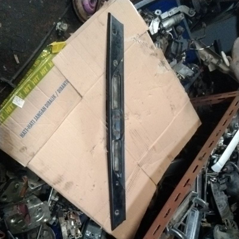 LAMPU PLAT NOMOR TOYOTA CORONA ABSOLUTE
