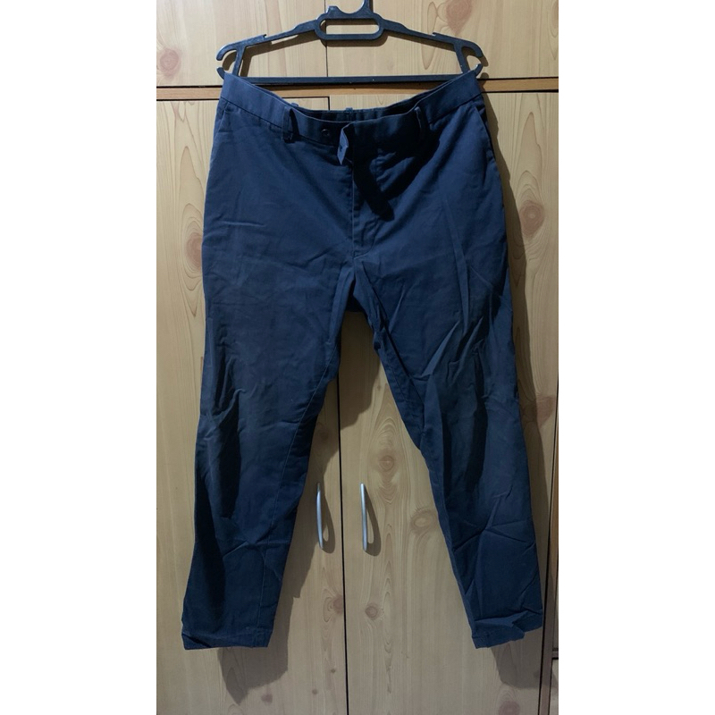 Second Celana Kain Pria Uniqlo