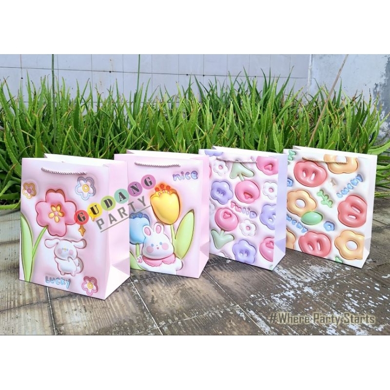 

Paper Bag Folio Import 166 Premium Tebal Tas Bingkisan Souvenir Hampers Goodie Bag