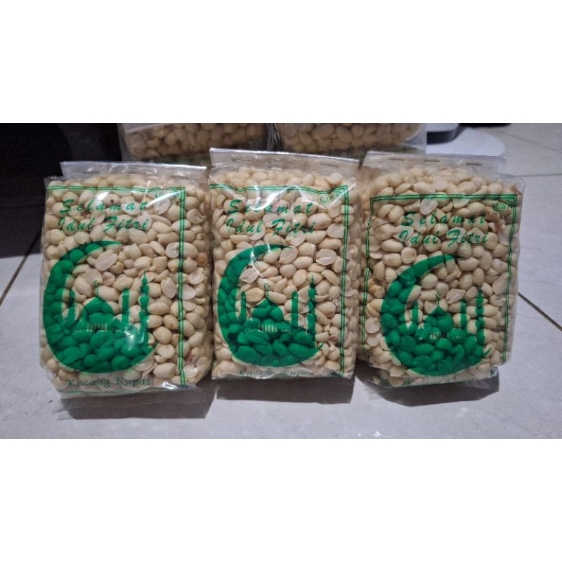 

kacang kupas tuban 300gr paket isi 3