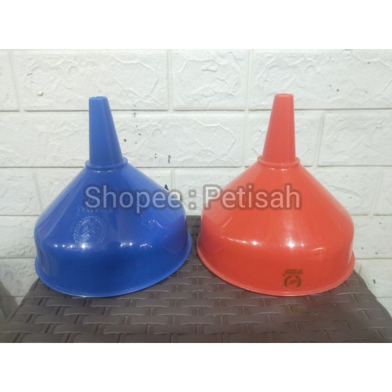 Corong Plastik Kiramas 2561 / Corong Plastik 15cm / Corong Minyak / Corong Air / Corong Serbaguna / 