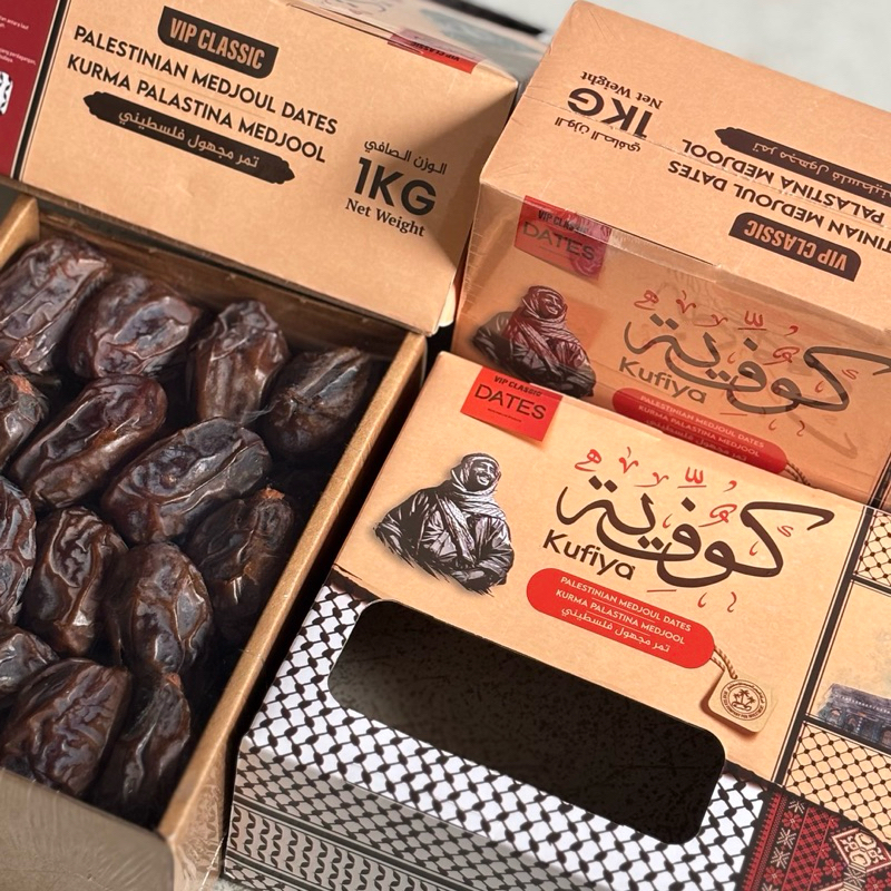

Kurma Medjoul Dates Palestina 1Kg Premium Kufiya Vip Classic