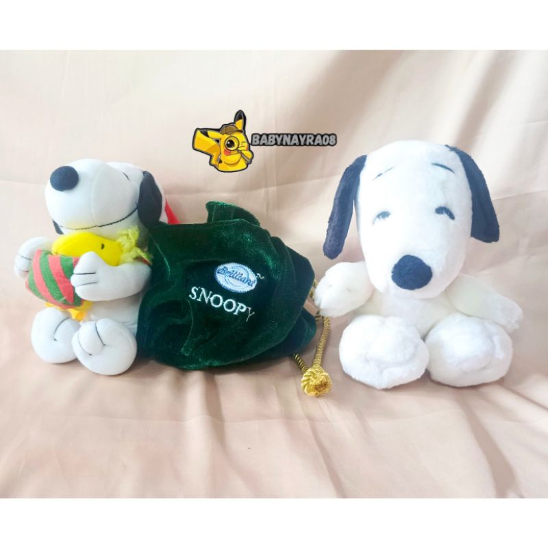 BONEKA SNOOPY AND POUCH SERUT SNOOPY CHRISTMAS