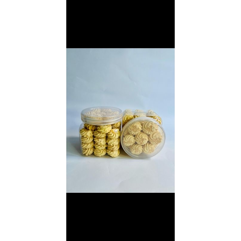 

HAMPERS LEBARAN ISI 2/3 KUE KERING