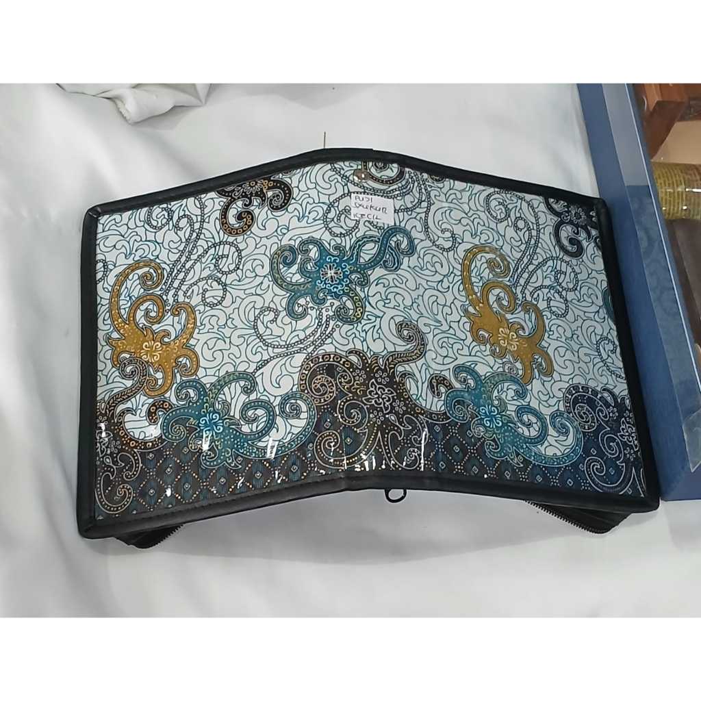 

Sampul Puji Syukur Kecil Batik - SM045