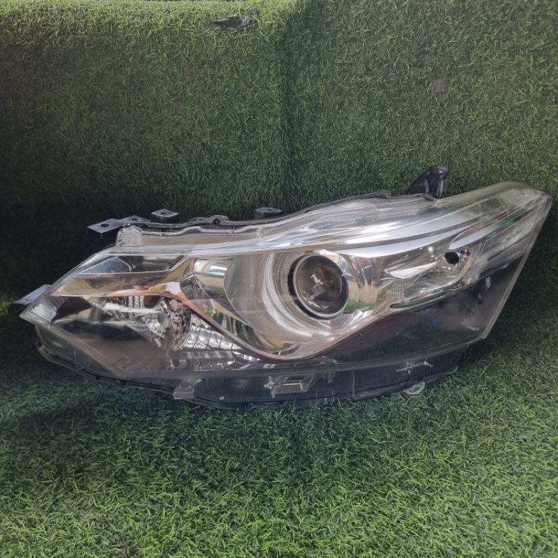 headlamp lampu depan vios gen 3 kiri original