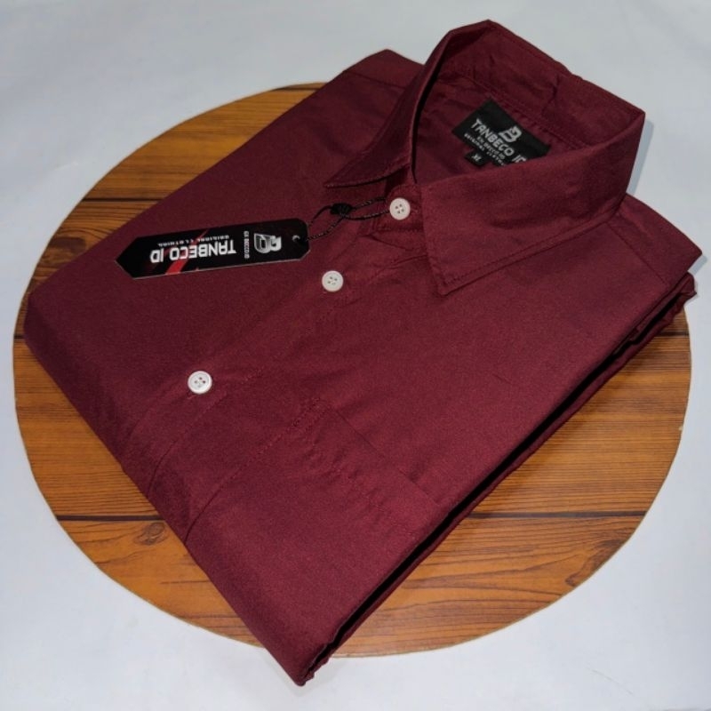 KEMEJA POLOS PRIA LENGAN PENDEK KEKINIAN/KEMEJA POLOS PRIA CASUAL KANCING PUTIH