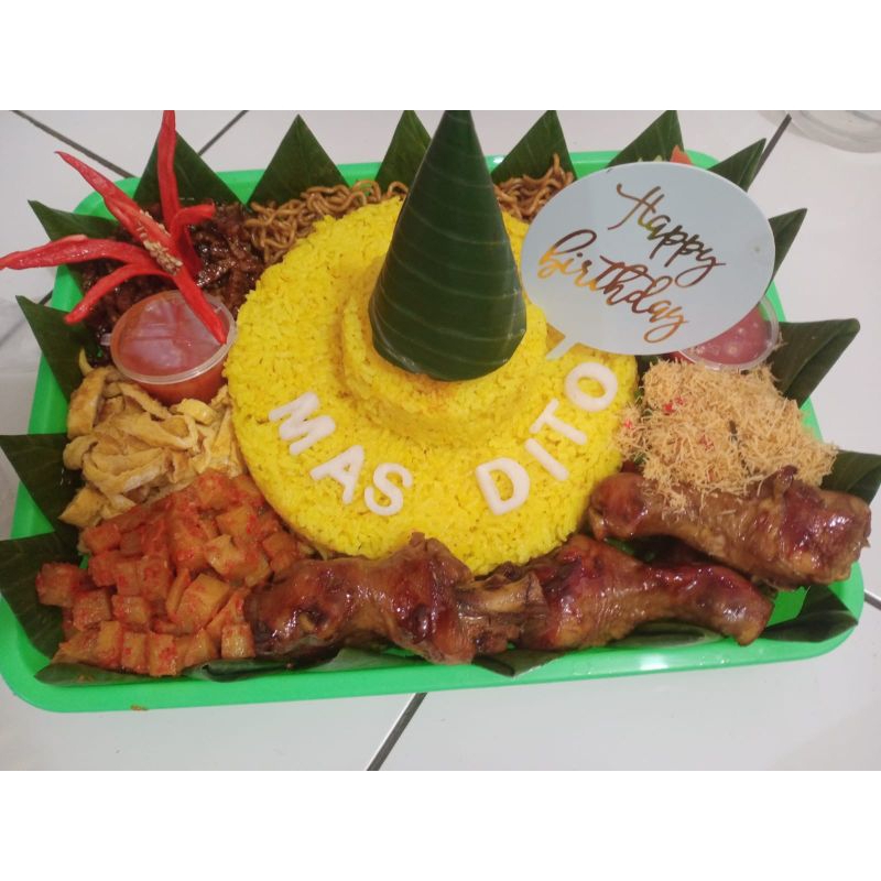 

tumpeng tampah untuk 5 org