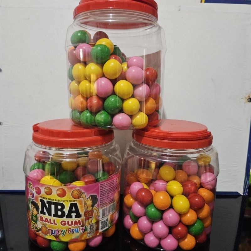 

permen karet Warna-Warni NBA Ball Gum rasa tutty fruity Permen Jadul si 125 pcs