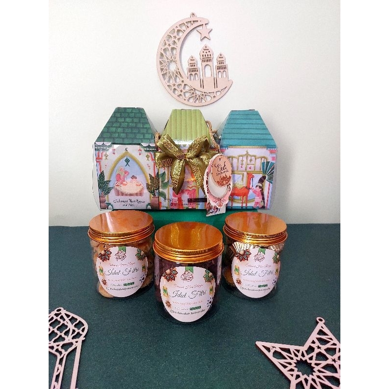 

Idul Fitri Hampers / Parcel Lebaran Kue Kering Triple Cookies Set isi 3