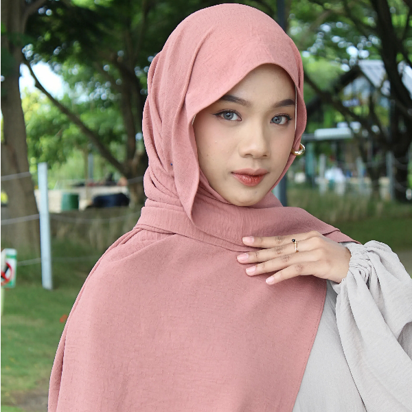 (FREE POUCH PREMIUM) - Lami Scarf - Pashmina Ruella - Hijab Jilbab Kerudung Bergo Crinkle Dobby Moti