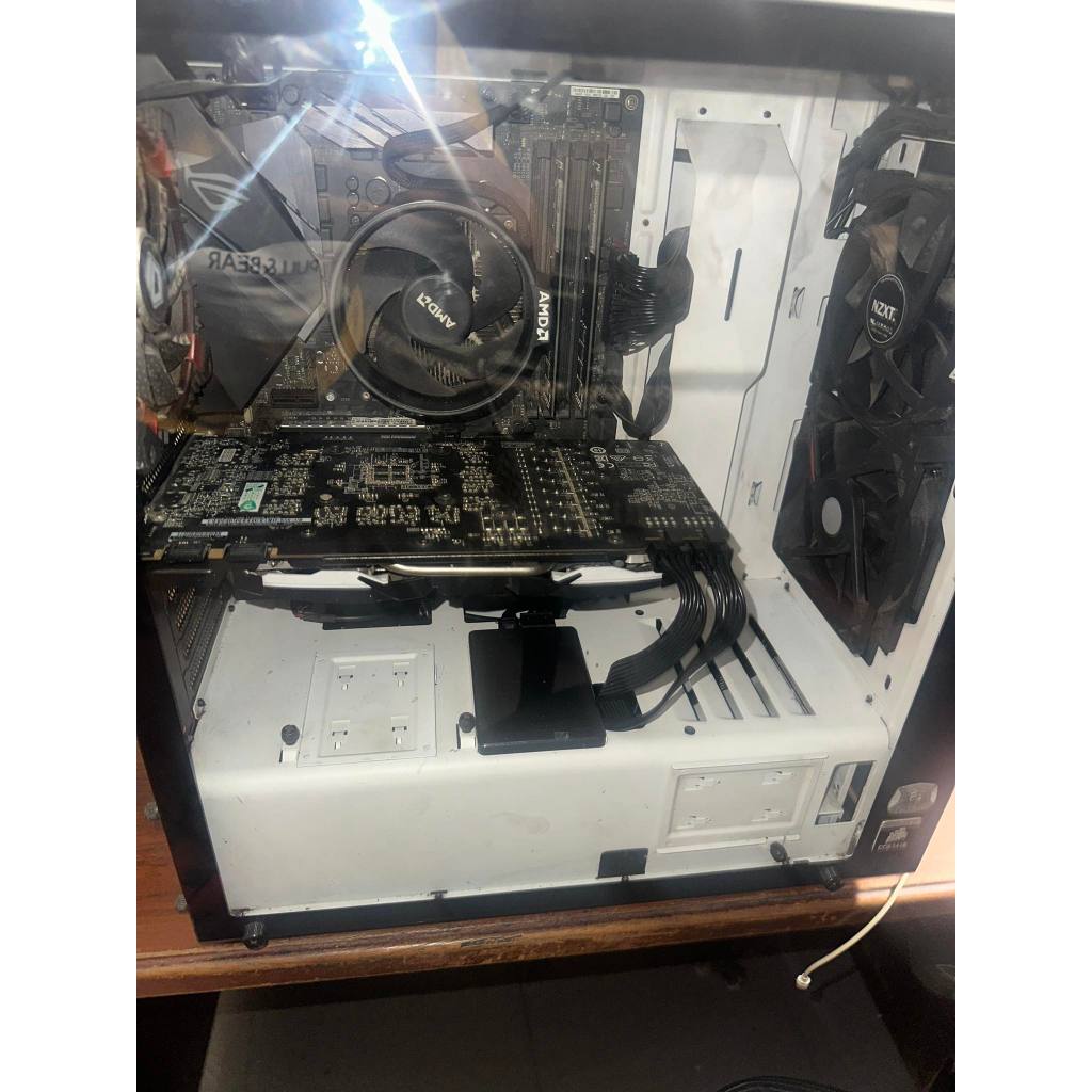 PC bekas pribadi ryzen 5 1400 gtx 1080 ti 16gb.