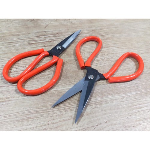 

Gunting Kodok 8" (inch) / Gunting Kain Besi / Gunting Serbaguna Wilmer WGTK-008