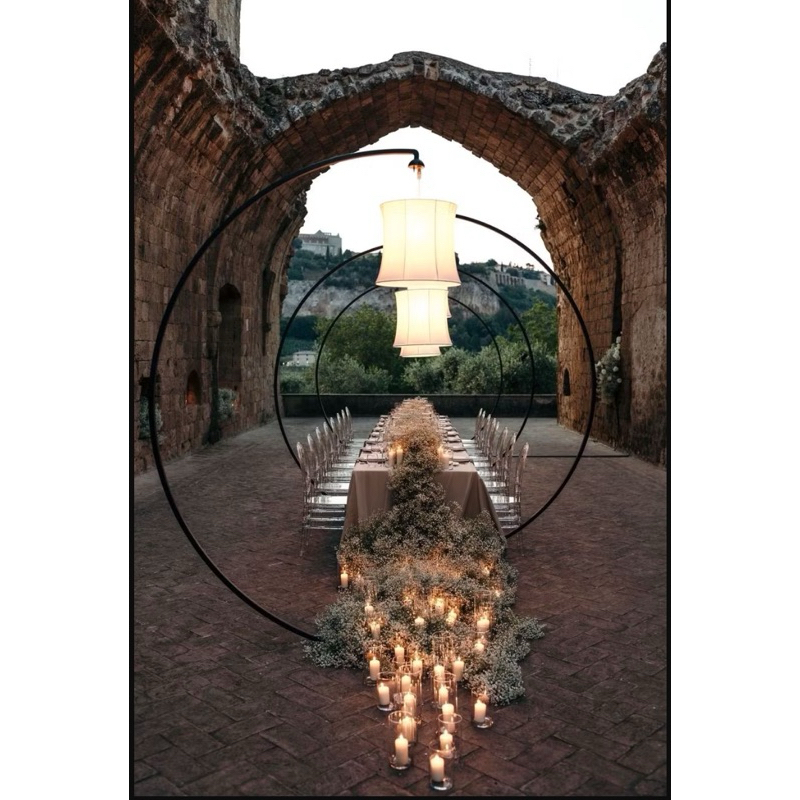 Tiang lampu dekorasi pernikahan setengah lingkaran tiang dekorasi mewah