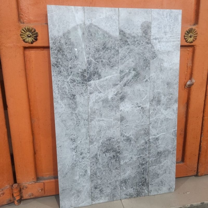 List / Plint Granite 10x60 Glossy