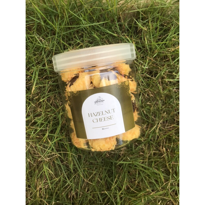 

HAZELNUT CHEESE