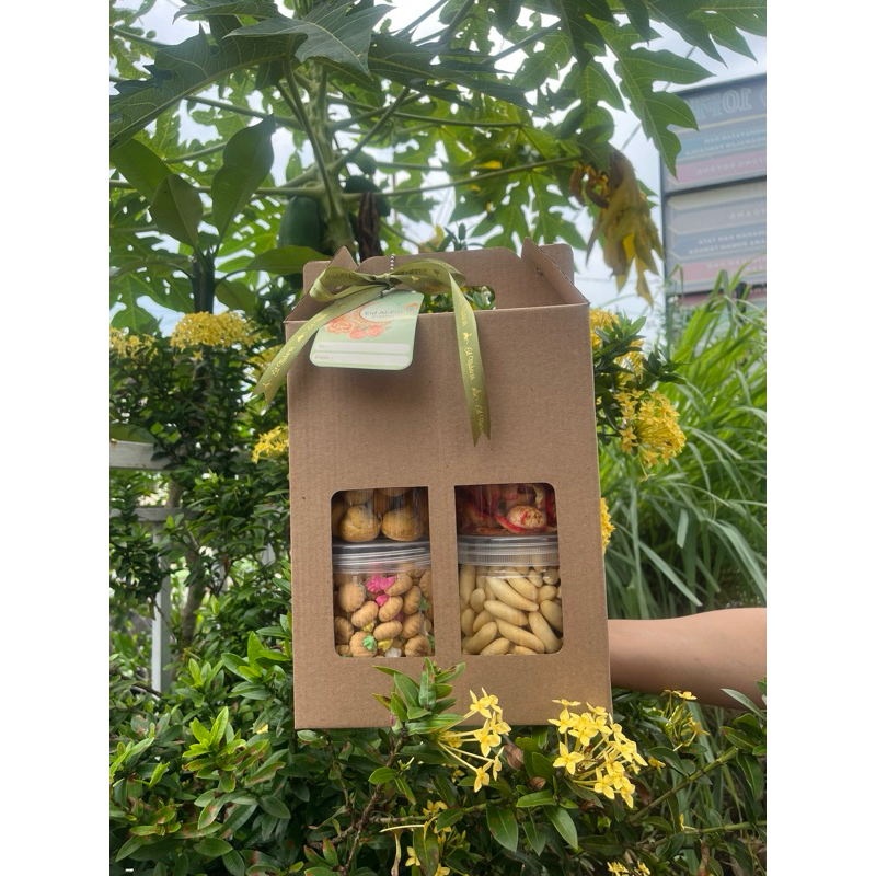

HAMPERS SNACK JAR MINIMALIS