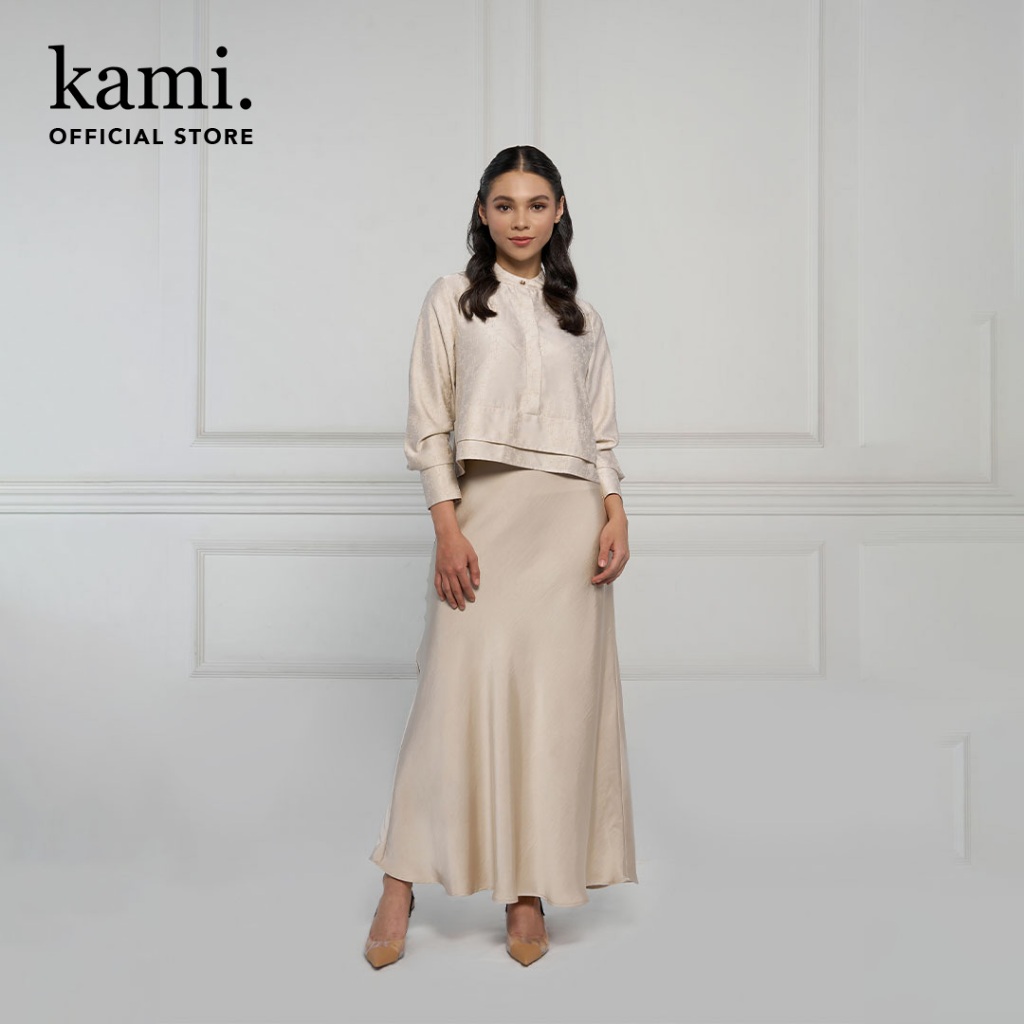 Kami Vian Pleated Top Atasan Lengan Panjang Wanita