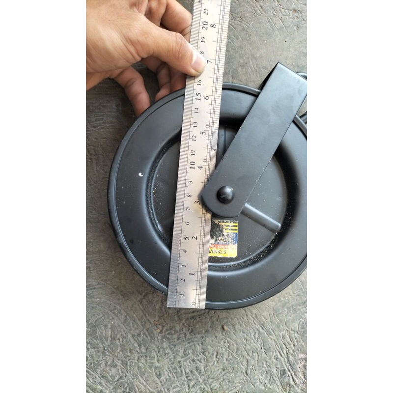 kerekan sumur , kerekan timbah , kerekan air katrol roda timbah