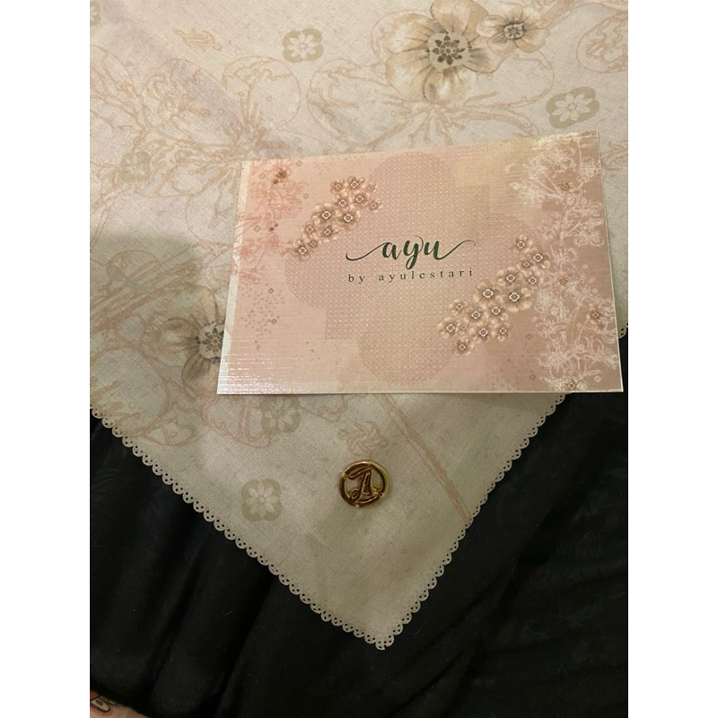 preloved ayu by ayu lestari scarves