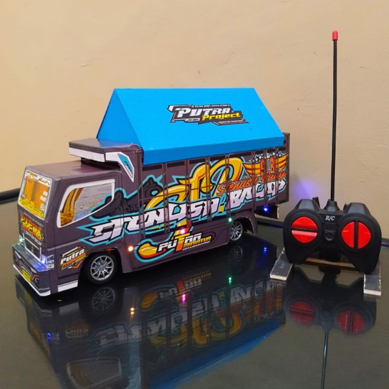 Truk oleng Remot control gratis tambah nama dan foto anak Miniatur truk oleng Truk Oleng