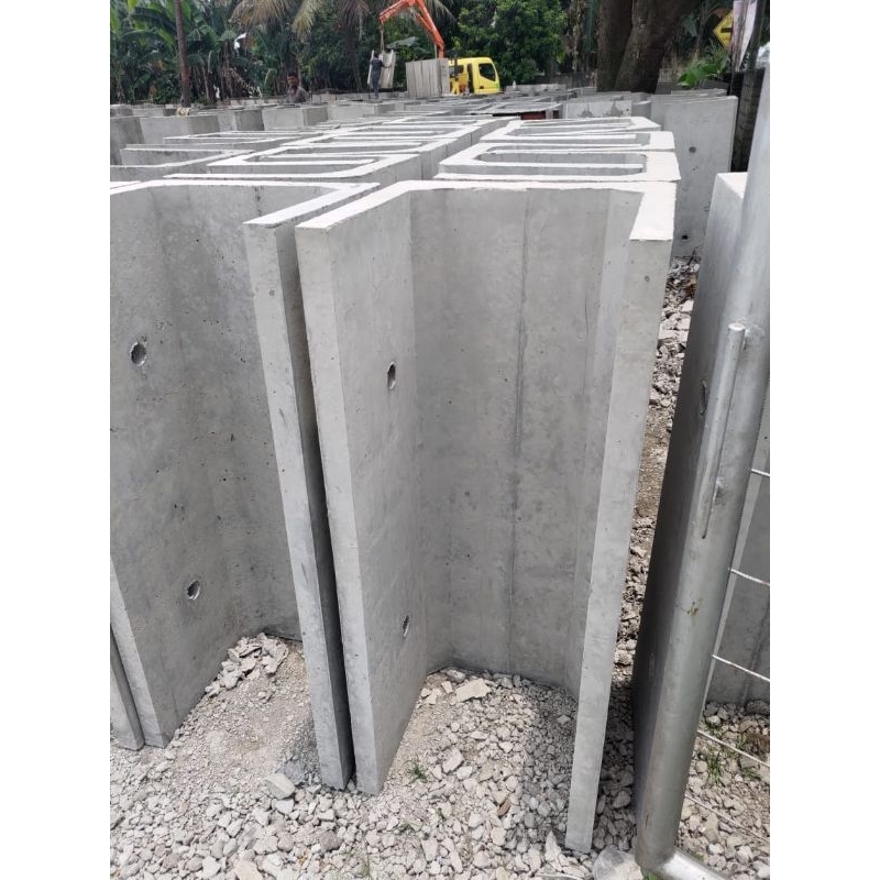 Uditch/ Yudit/ Saluran Air