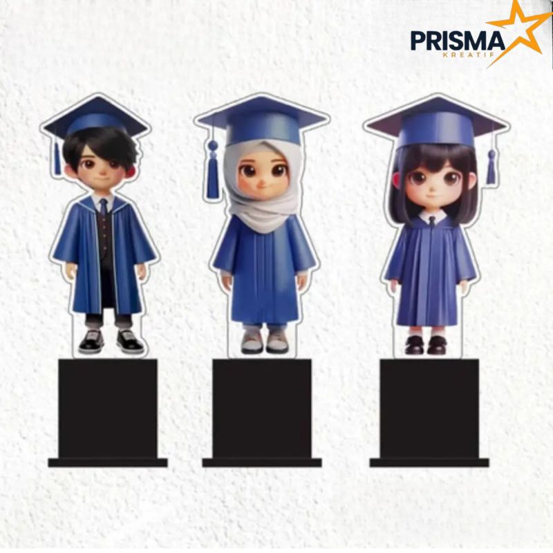Piala Wisuda Akrilik Custom Piala Wisuda Anak
