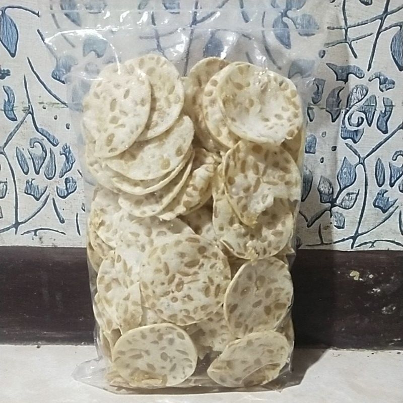 

Keripik tempe sagu 250 gram gurih renyah bikin nagih