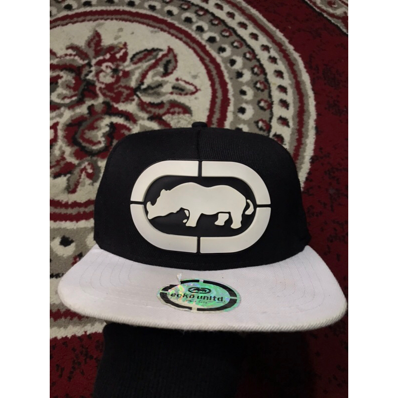 Topi Ecko Unltd