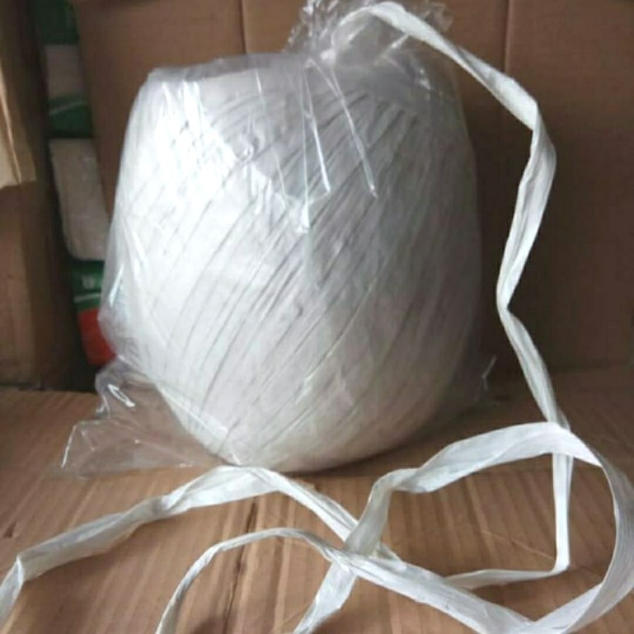 

Plastik Tali Rafia - PUTIH