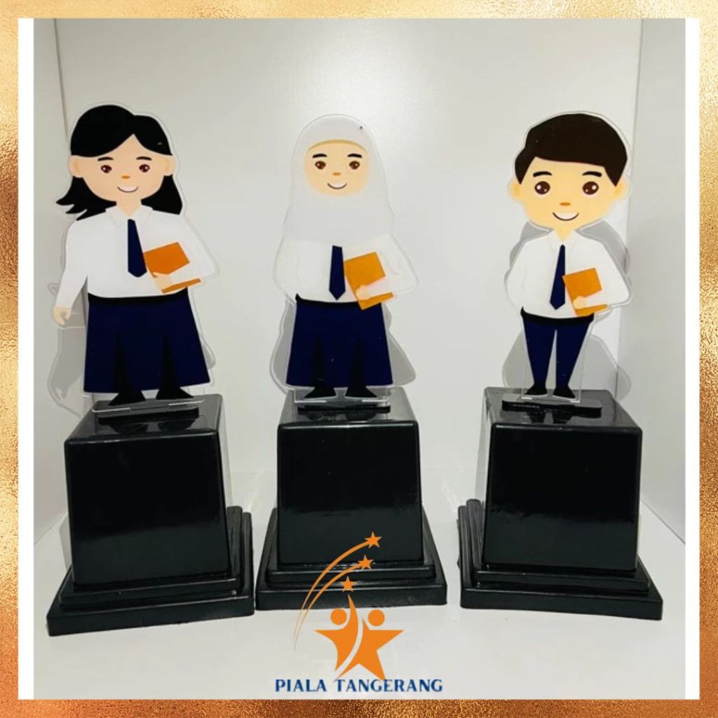 Piala Anak SMP Plakat Anak SMP Piala Wisuda SMP Piala SMP Akrilk Piala Wisuda SMP