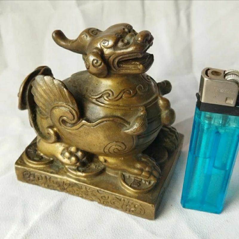 Pajangan Vintage Patung Qilin Kuningan Lawas